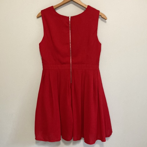 LULUS Exclusive Glad Night Sleeveless Red Dress, Size Large, v-neck flared skirt - Picture 8 of 9
